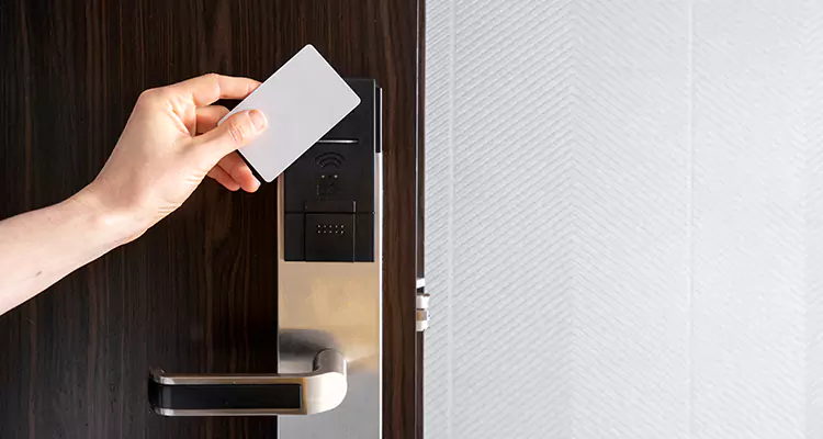 Why Choose Us for Hotel Keycard Lock Repair in Richmond West, FL?