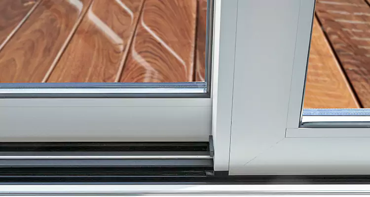 Patio Door Jammed Shut in Richmond West, FL