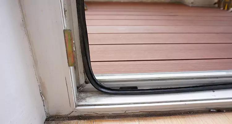 Why Choose Us for Leaking Sliding Glass Door Repair in Richmond West, FL?