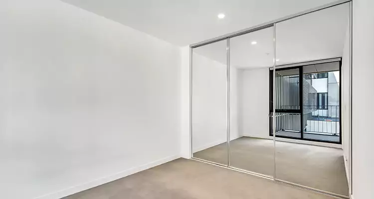 Why Homeowners Choose Us for Sliding Mirror Door Replacement in Richmond West, FL