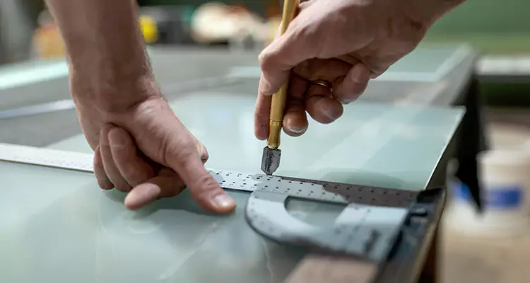 Glass Scratch Repair in Richmond West, FL