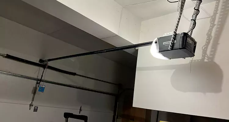 Linear Garage Door Opener Repair in Richmond West, FL