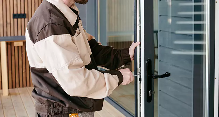 Fix Patio Screen Door Rollers in Richmond West, FL