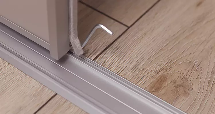 Squeaky Sliding Door Repair in Richmond West, FL