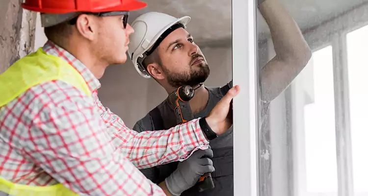 Sliding Patio Door Sticking? Expert Repair in Richmond West, FL.