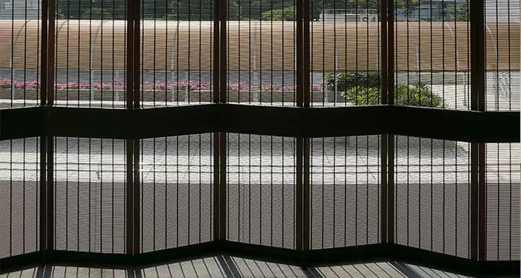 Front Screen Door Repair in Richmond West, FL